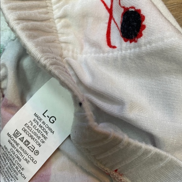 Kate Spade Pajama Set - Picture 6 of 6